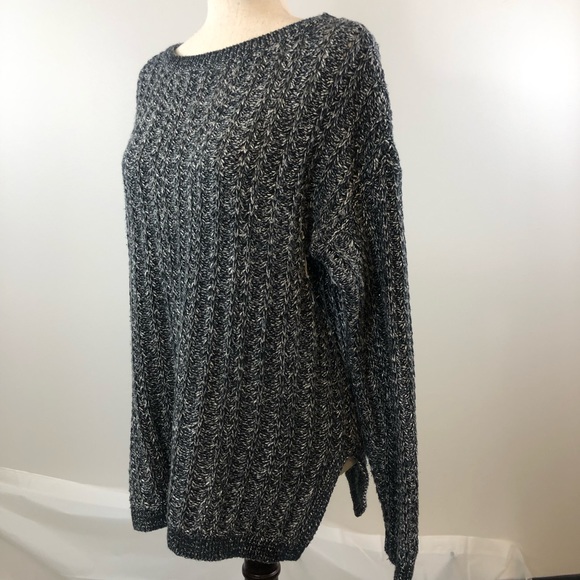 LOFT - Picture 2 of 5